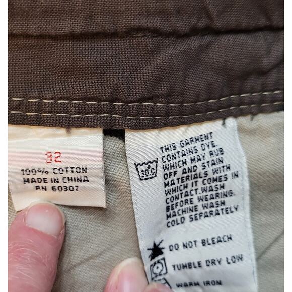 Unionbay Chino Shorts Men Size 32 Dark Gray Brown Plaid Casual Lightweight - Picture 10 of 11